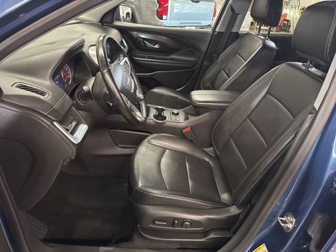 Used 2024 GMC Terrain SLT AWD/4WD image 11