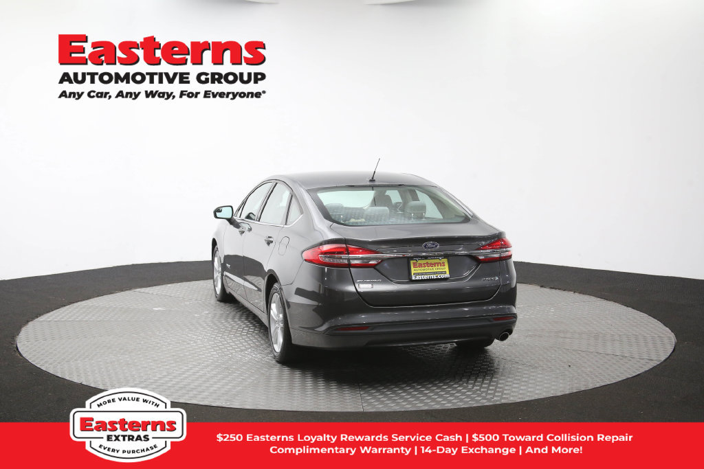 Used 2018 Ford Fusion S FWD image 39