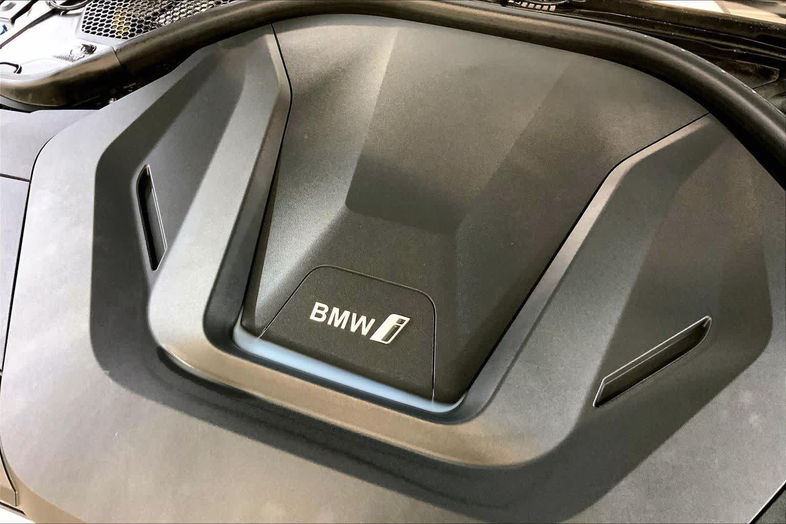 Used 2024 BMW i4 xDrive40i w/ Convenience Package AWD/4WD image 31