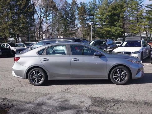 Used 2023 Kia Forte LXS w/ LXS Technology Package image 12