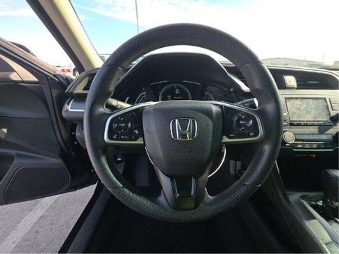 Used 2019 Honda Civic LX image 5