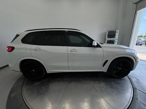 Used 2023 BMW X5 sDrive40i w/ M Sport Package RWD image 15