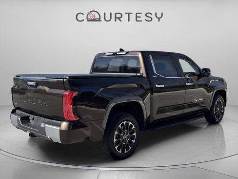 Used 2024 Toyota Tundra Limited image 8