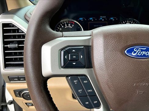 Used 2019 Ford F150 Lariat RWD image 25