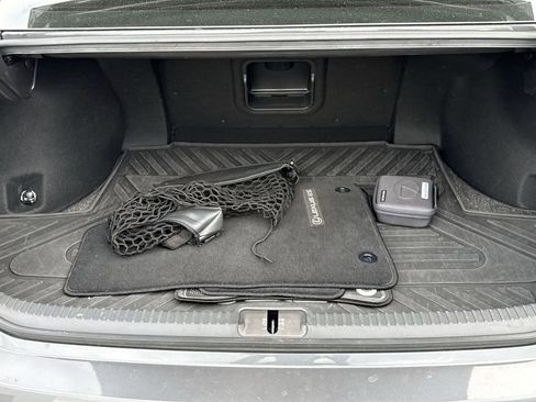 Used 2023 Lexus ES 350 350 w/ Premium Package image 13