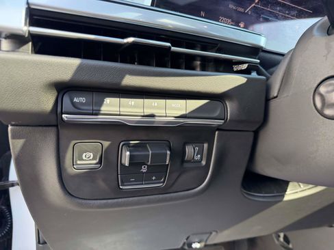 Used 2025 Cadillac Escalade Sport w/ LPO, ONYX Package AWD/4WD image 20