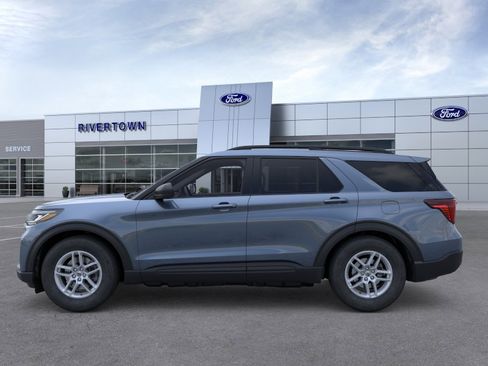 New 2026 Ford Explorer Active RWD image 29