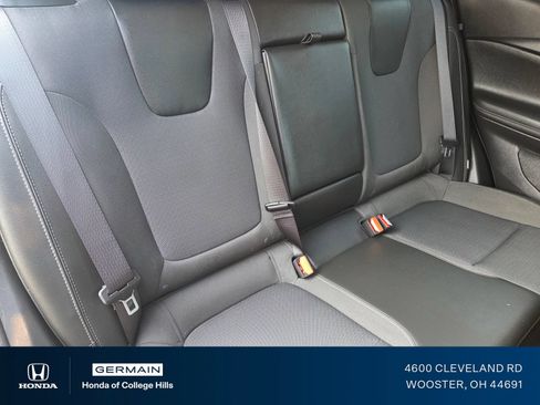 Used 2023 Buick Encore GX Select w/ Safety Package II AWD/4WD image 21