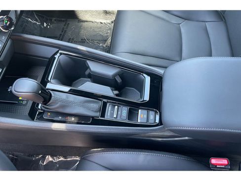 Certified 2025 Honda Accord Sport image 30