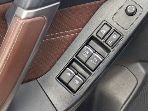 Used 2018 Subaru Forester 2.5i Touring image 28