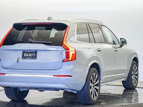 Certified 2025 Volvo XC90 B6 Plus image 5