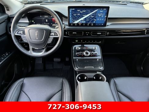 Used 2023 Lincoln Nautilus FWD w/ Premium Package image 16