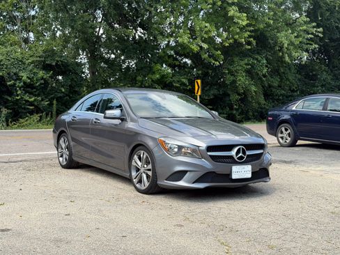 Used 2015 Mercedes-Benz CLA 250 4MATIC image 9