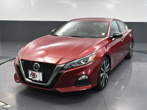 Used 2019 Nissan Altima 2.0 SR image 11