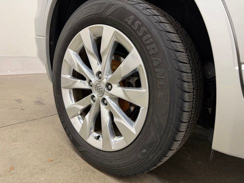 Certified 2017 Buick Envision Essence image 13