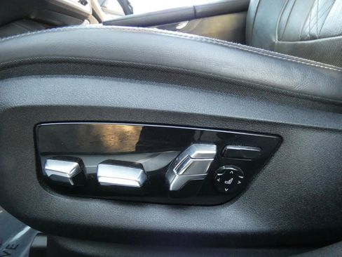 Used 2020 BMW 750i xDrive w/ Executive Package image 56