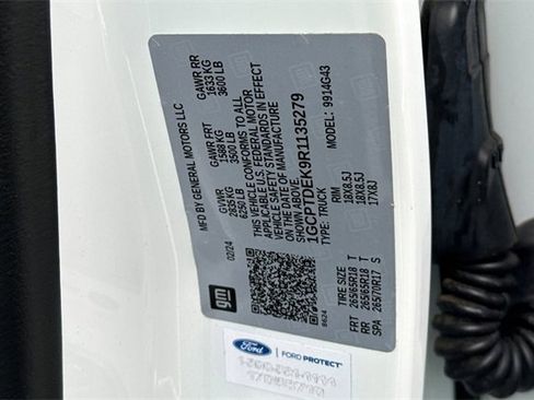 Used 2024 Chevrolet Colorado Z71 w/ Advanced Trailering Package image 36