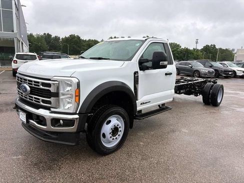 Used 2023 Ford F550 2WD Regular Cab Super Duty image 4