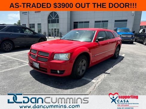 Used 2008 Dodge Magnum SXT RWD image 1