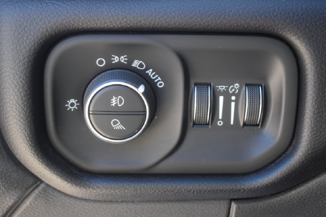 Used 2021 RAM 2500 Laramie AWD/4WD image 25