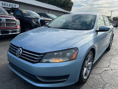 Used 2012 Volkswagen Passat 2.5 SE FWD image 2
