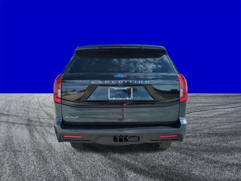 New 2026 Ford Expedition Active image 5