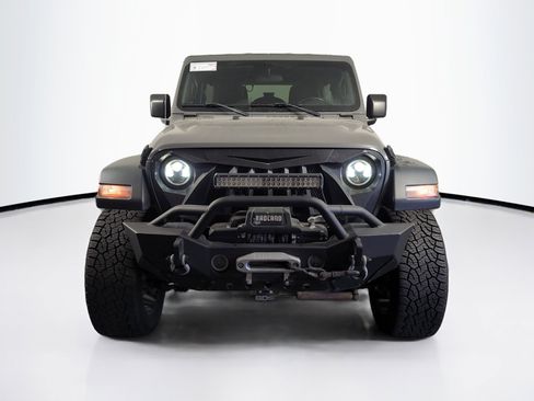 Used 2019 Jeep Wrangler Unlimited Sport S image 2
