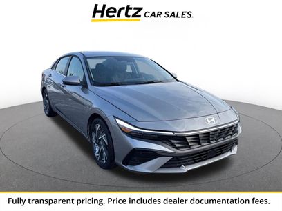 Used 2025 Hyundai Elantra Limited