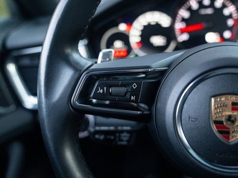 Used 2023 Porsche Panamera 4 Platinum Edition image 20