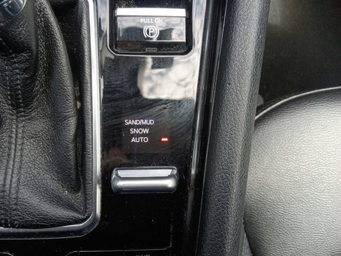 Used 2024 Jeep Compass Latitude AWD/4WD image 28