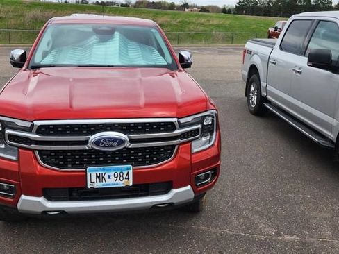 Used 2024 Ford Ranger Lariat w/ Trailer Tow Package AWD/4WD image 4