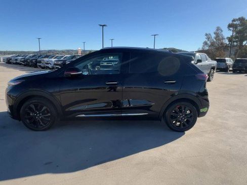 Used 2023 Chevrolet Bolt EUV Premier w/ Sun & Sound Package image 5