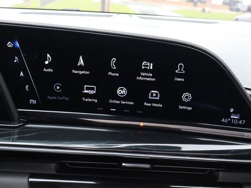 Used 2024 Cadillac Escalade ESV V AWD/4WD image 13