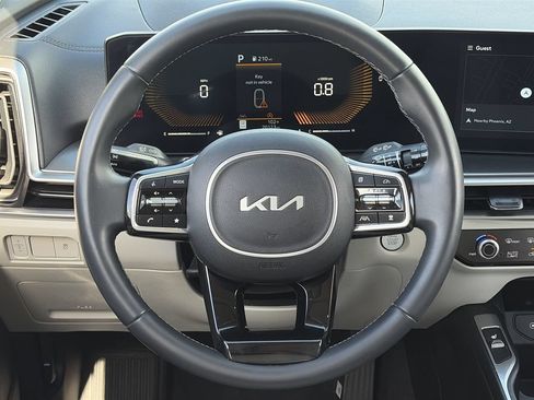 Certified 2024 Kia Sorento S w/ Panoramic Sunroof Package FWD image 21