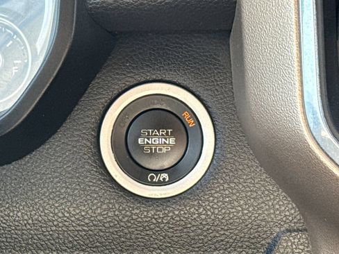 Used 2022 RAM 1500 Laramie AWD/4WD image 26