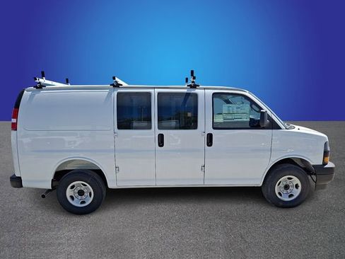New 2026 Chevrolet Express 2500 RWD image 3