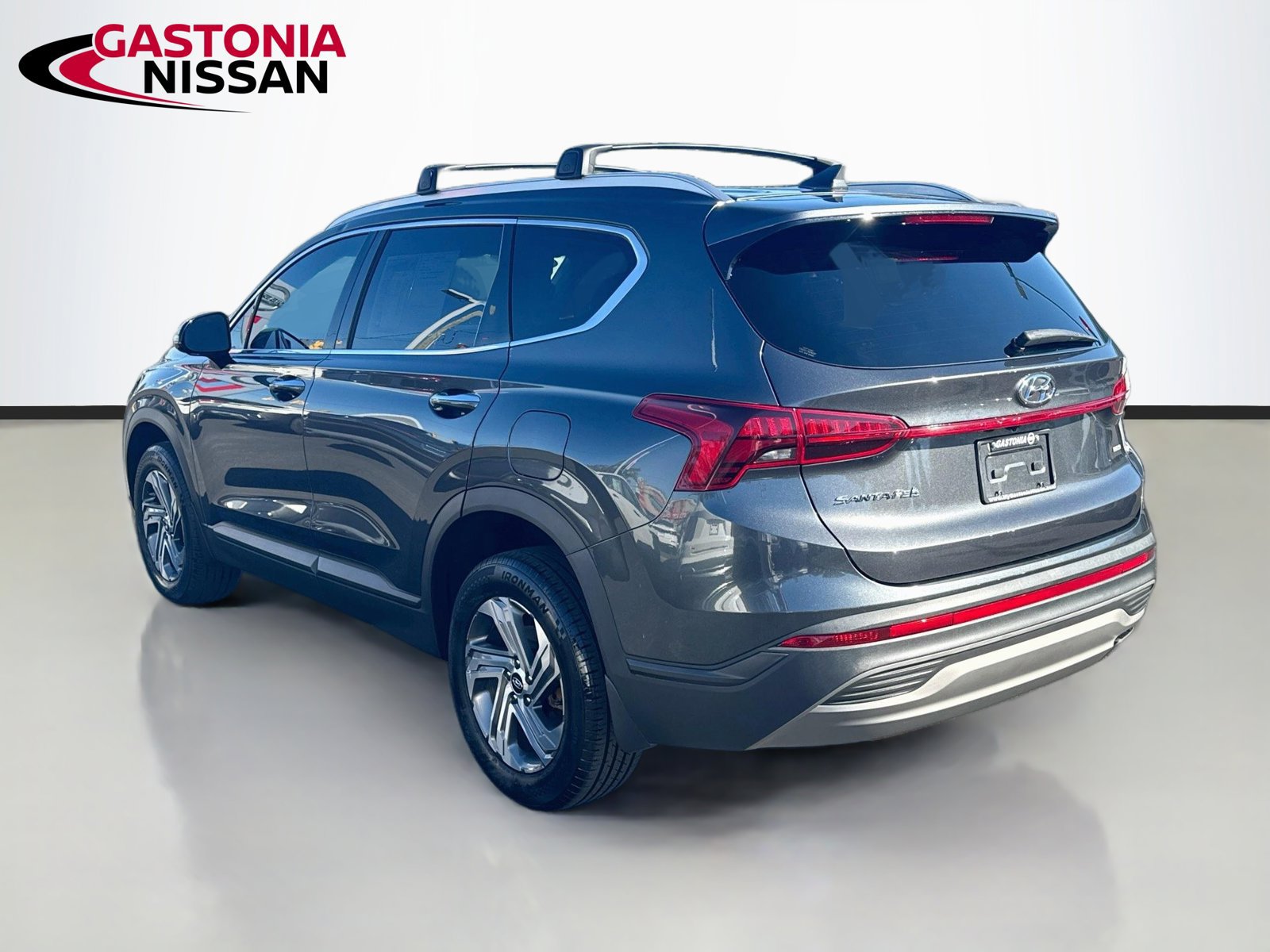 Used 2023 Hyundai Santa Fe SEL AWD/4WD image 6