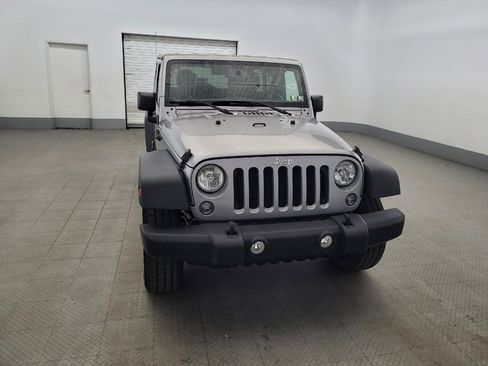 Used 2018 Jeep Wrangler Unlimited Sport S AWD/4WD image 14