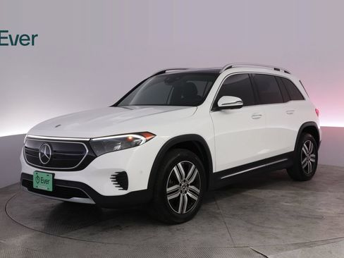 Used 2023 Mercedes-Benz EQB 250+ image 2