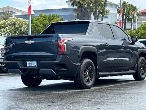 Used 2026 Chevrolet Silverado EV LT AWD/4WD image 5
