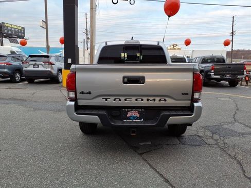 Certified 2023 Toyota Tacoma SR5 image 5