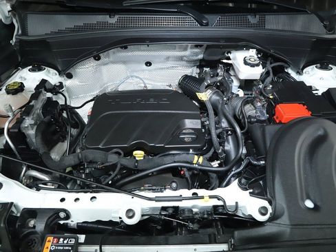 Used 2025 Chevrolet TrailBlazer LT image 34