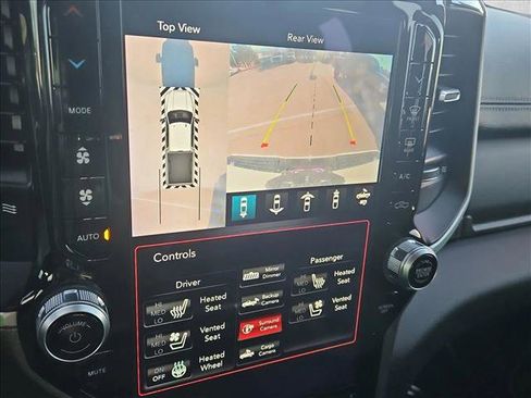 Used 2020 RAM 2500 Laramie w/ Night Edition AWD/4WD image 13