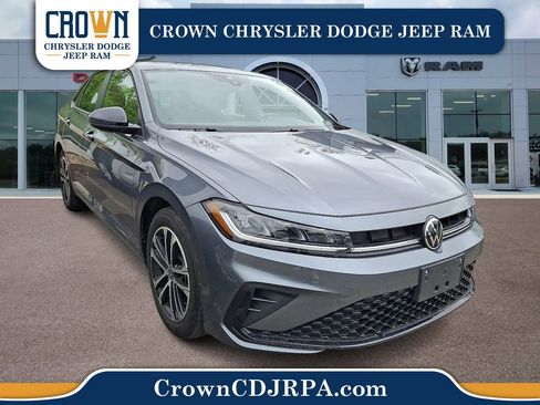 Used 2025 Volkswagen Jetta Sport FWD image 1