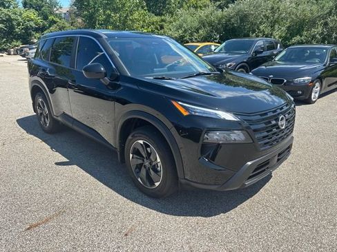 Used 2026 Nissan Rogue SV w/ Cold Weather Package AWD/4WD image 2