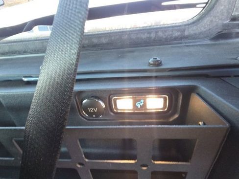 Used 2023 Ford Bronco Wildtrak image 13