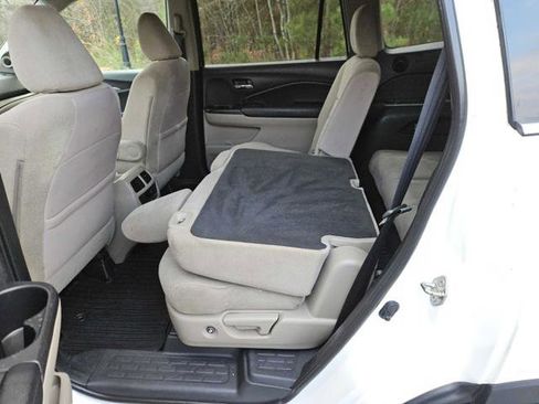 Used 2019 Honda Pilot EX image 25