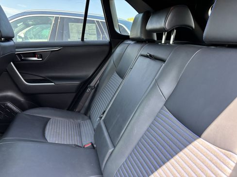Used 2020 Toyota RAV4 XSE AWD/4WD image 33