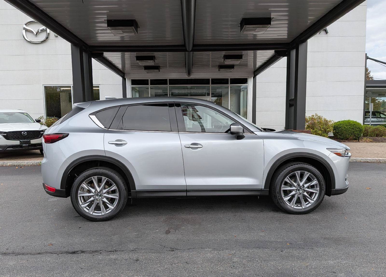 Used 2021 MAZDA CX-5 Grand Touring AWD/4WD image 6