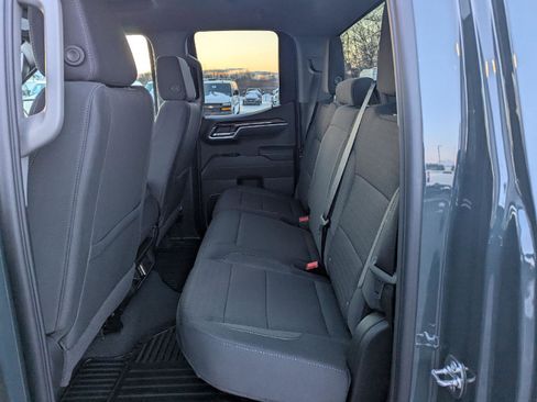 New 2026 Chevrolet Silverado 1500 LT image 40